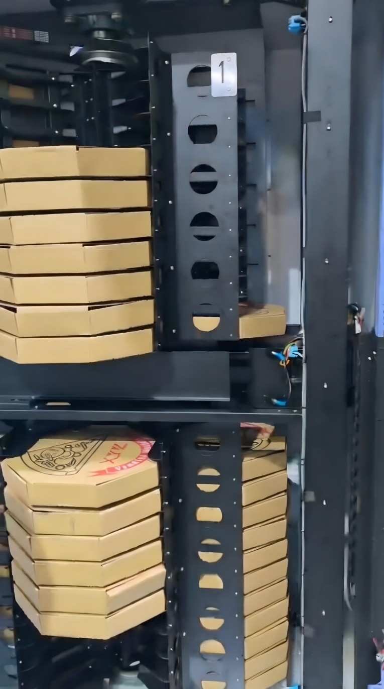 pizza vending machine AZ-P01 internal refrigerated storage and oven system